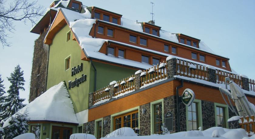 http://www.hotelawards.cz/wp-content/uploads/hotel/56445ac7d8188.jpg