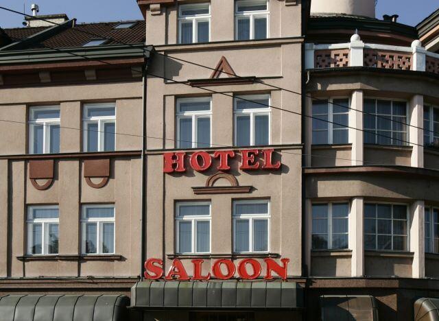 Hotel Saloon