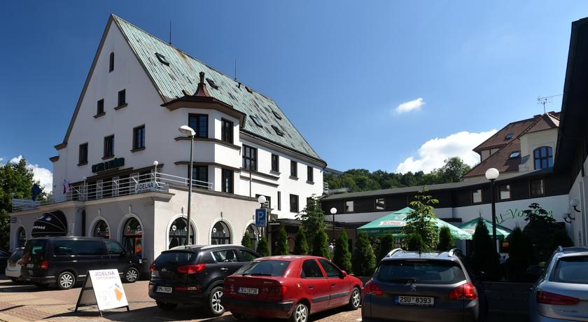 Hotel U Jezírka