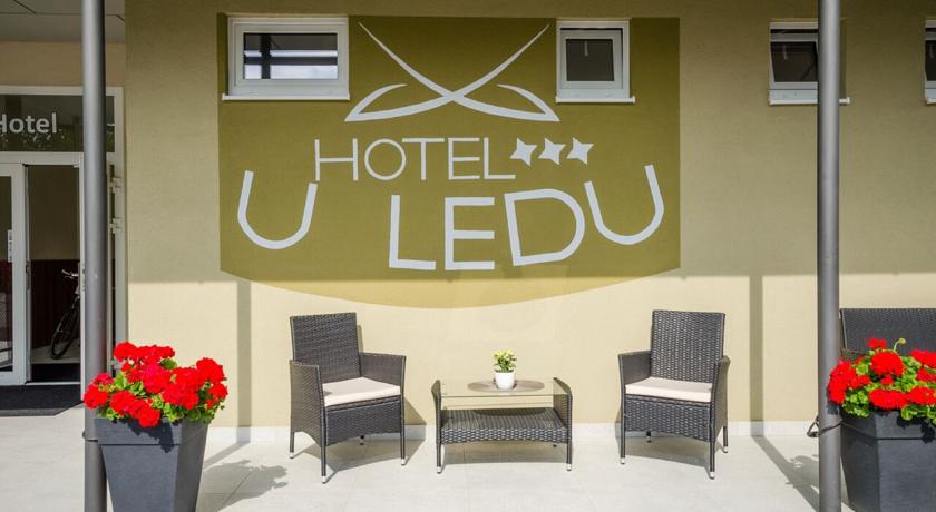 Hotel u Ledu