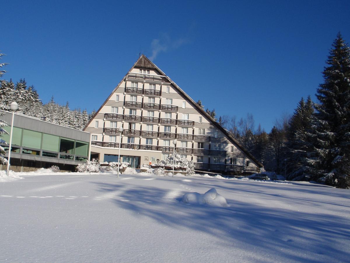 Hotel SKI